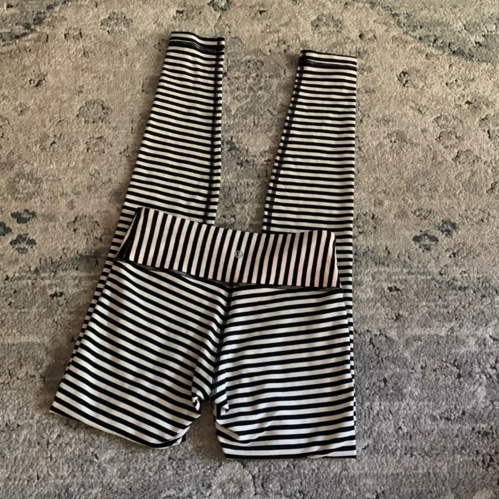 Lululemon Parallel Stripe Wu - image 3